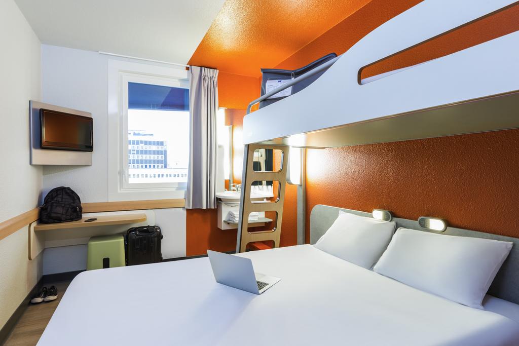 ibis budget Paris Porte De Montmartre ⭐⭐